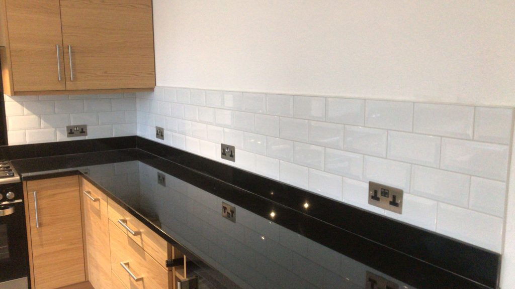 Bevel edged decorative kitchen wall tiles